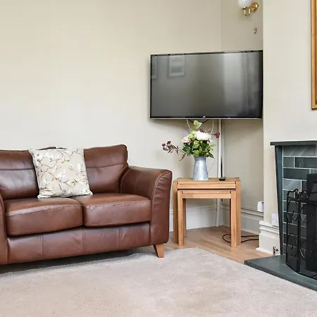Holiday home 5 Bed In Sz291
